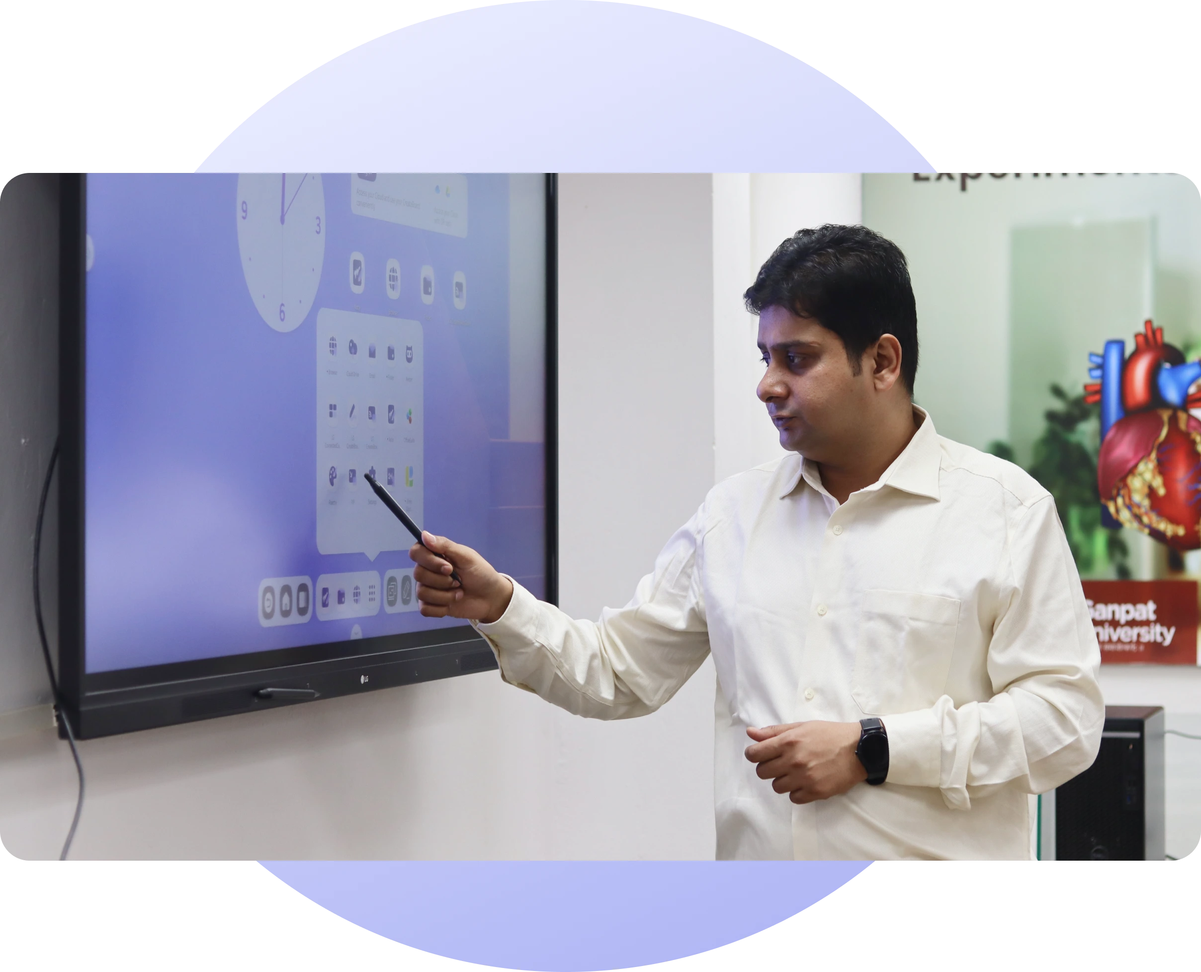 An image showcasing the easy-to-use touch based smart class for schools by iPrep using interactive digital board